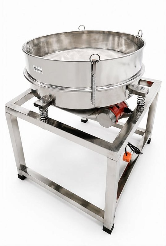 VibraHash S50 sobre a estrutura de inox, vista em ângulo